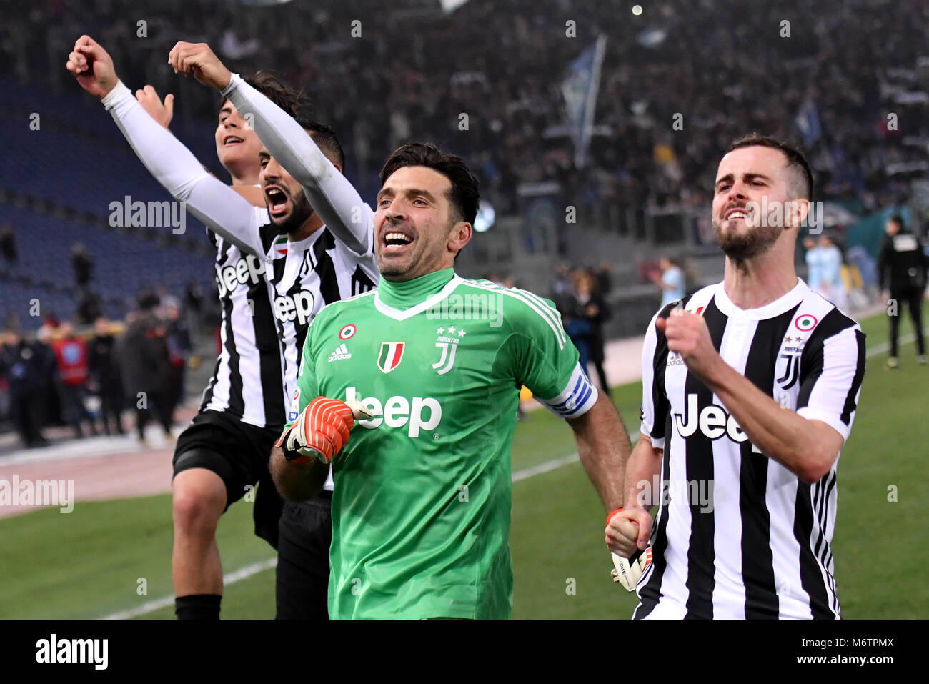 Esultanza Juventus feine Partita. Feier Gianluigi Buffon, Miralem Steeves Roma 03-03-2018 Stadio Olimpico Fußball Calcio Serie A 2017/2018 Lazi Stockfoto