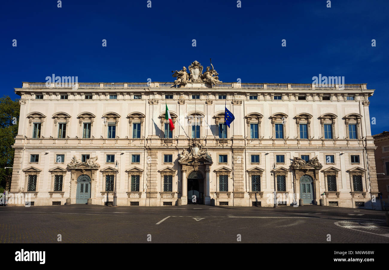 Verfassungsgericht der Italienischen Republik Palast auf dem Quirinal in Rom Stockfoto