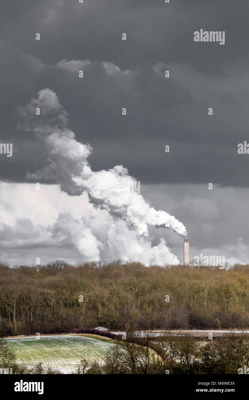 Weast Burton Kohlekraftwerk in Nottinghamshire ausgelastet während des kalten Winters Stockfoto