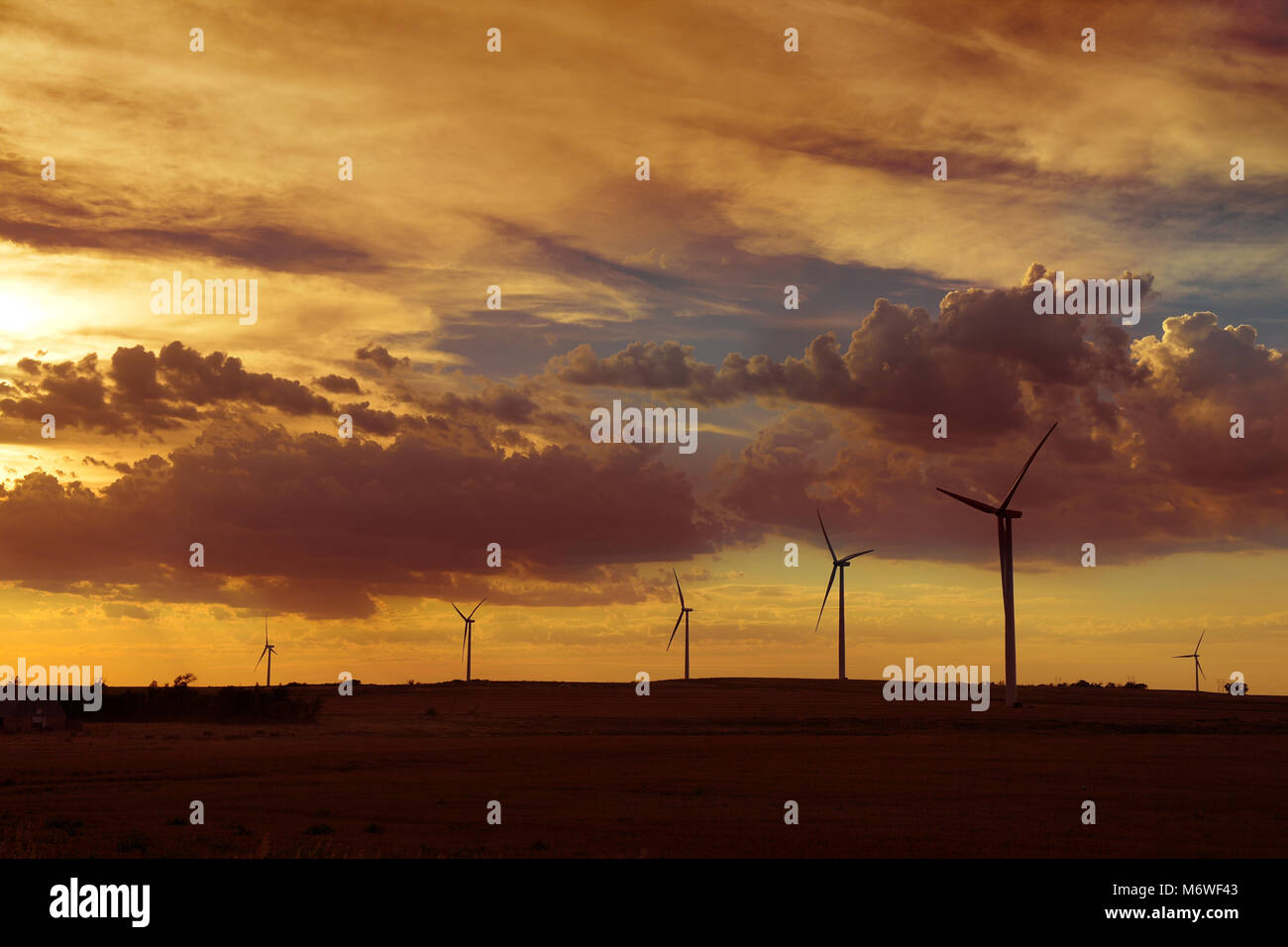 Windpark-Anlagen auf den Ebenen von Kansas Stockfoto