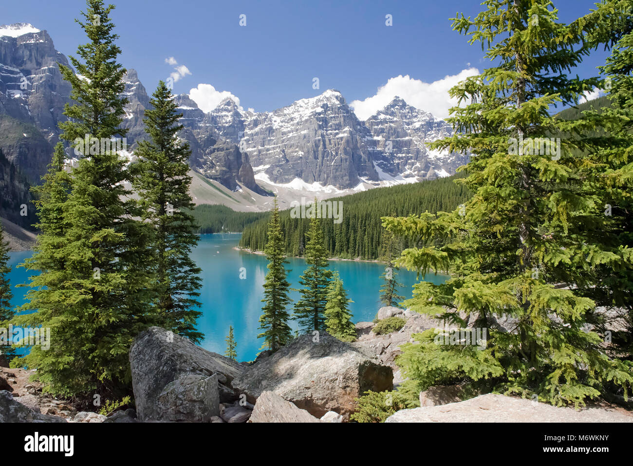 Die berühmten Aussichtspunkt über den Lake Moraine, Alberta Kanada wird als Haufwerk bekannt. Dies ist ein beliebtes Reiseziel für Besucher nach Kanada. Stockfoto