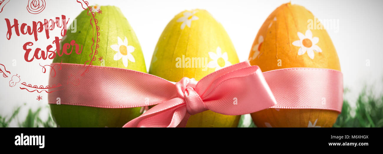 Das zusammengesetzte Bild im Frohe Ostern logo Stockfoto