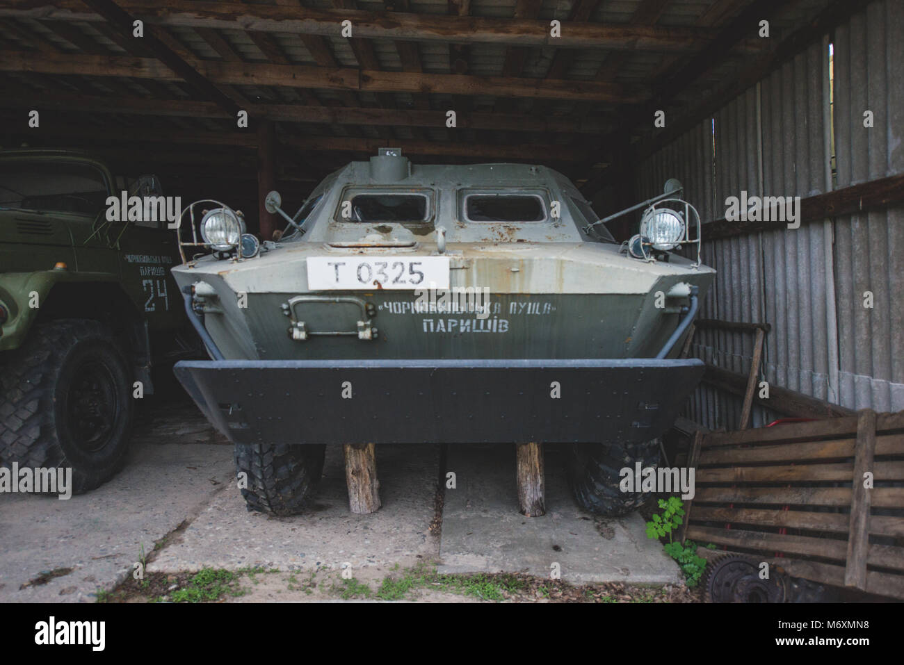 Ukraine, Tschernobyl: zurueckgelassenen Fahrzeuge Benutzer für die Dekontaminierung des Kernkraftwerks Tschernobyl. Foto: Alessandro Bosio Stockfoto