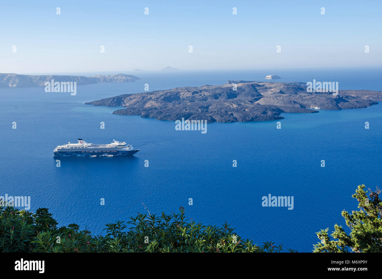 Thira Griechenland November 10 2015 Kreuzfahrtschiff