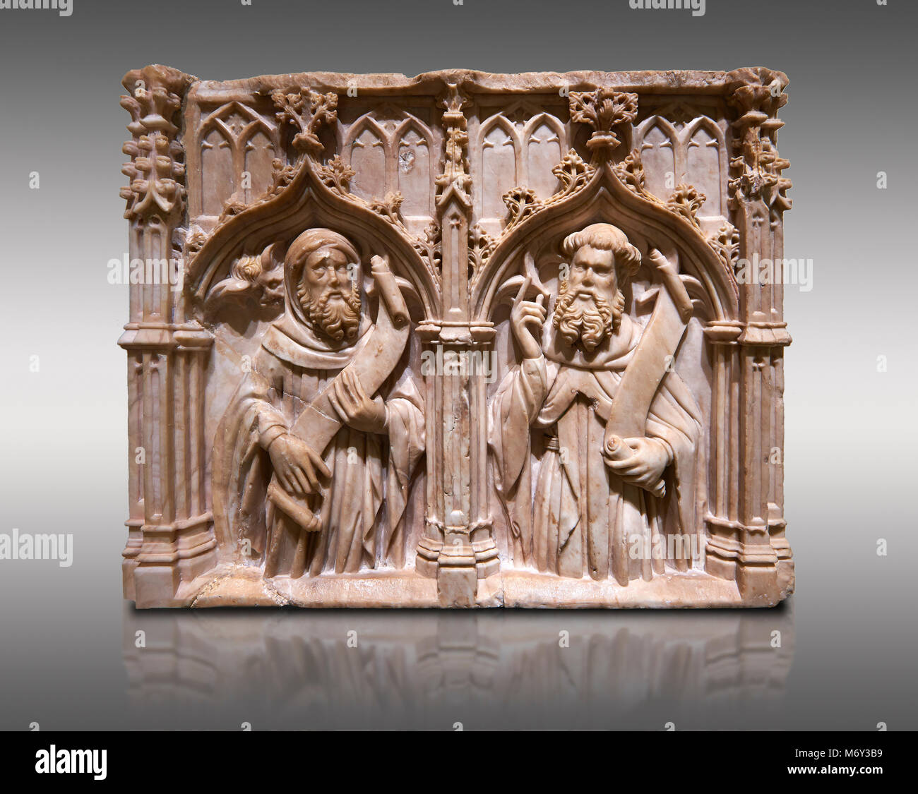 Gotische alabaster Relief von zwei Gewinne von Pere Oller, circa 1415, vom Kloster Del Carme, Girona, Spanien.. Nationalmuseum für katalanische Ar Stockfoto