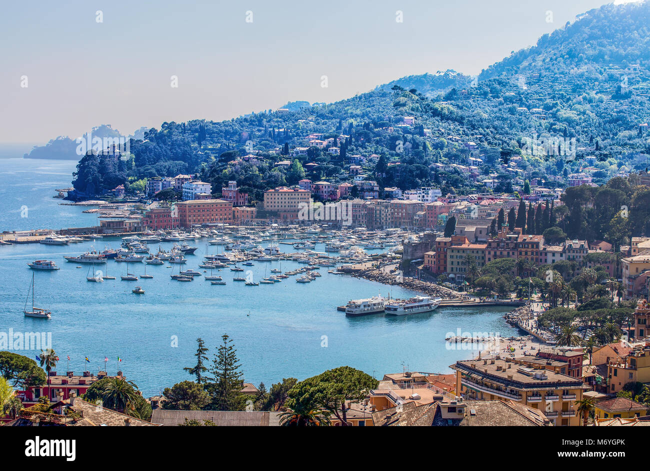 Luftaufnahme von Santa Margherita Ligure, Genua, den Hafen, touristischen Ort in der Ligurischen Riviera, Mittelmeer, Italien Stockfoto