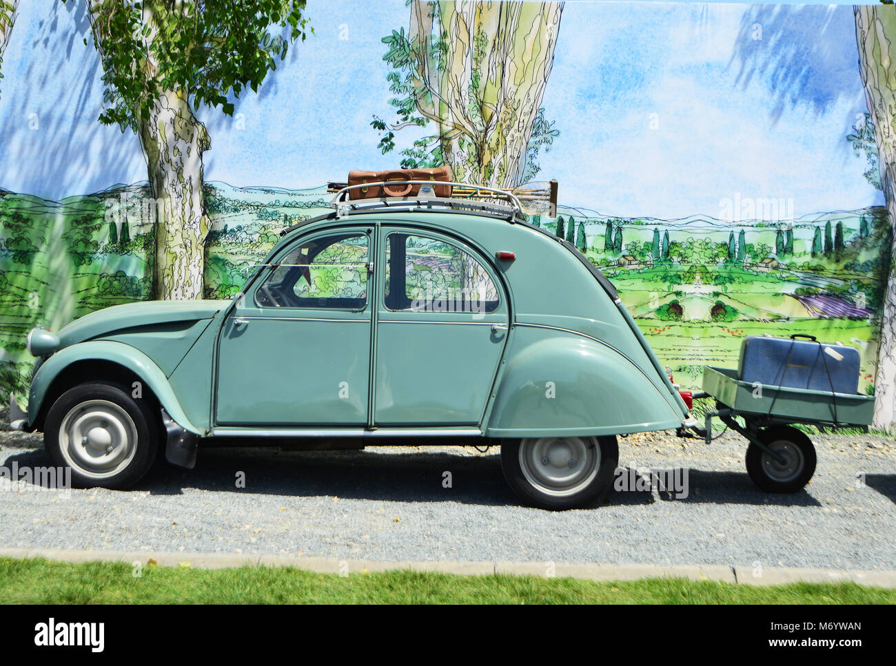 Le Mans Classic 2016, 2016, Rundstrecke, Citroen 2CV, Classic, Classic Cars, klassische Rennwagen, Frankreich, historische Autos, historische Motorsport, La Sa Stockfoto