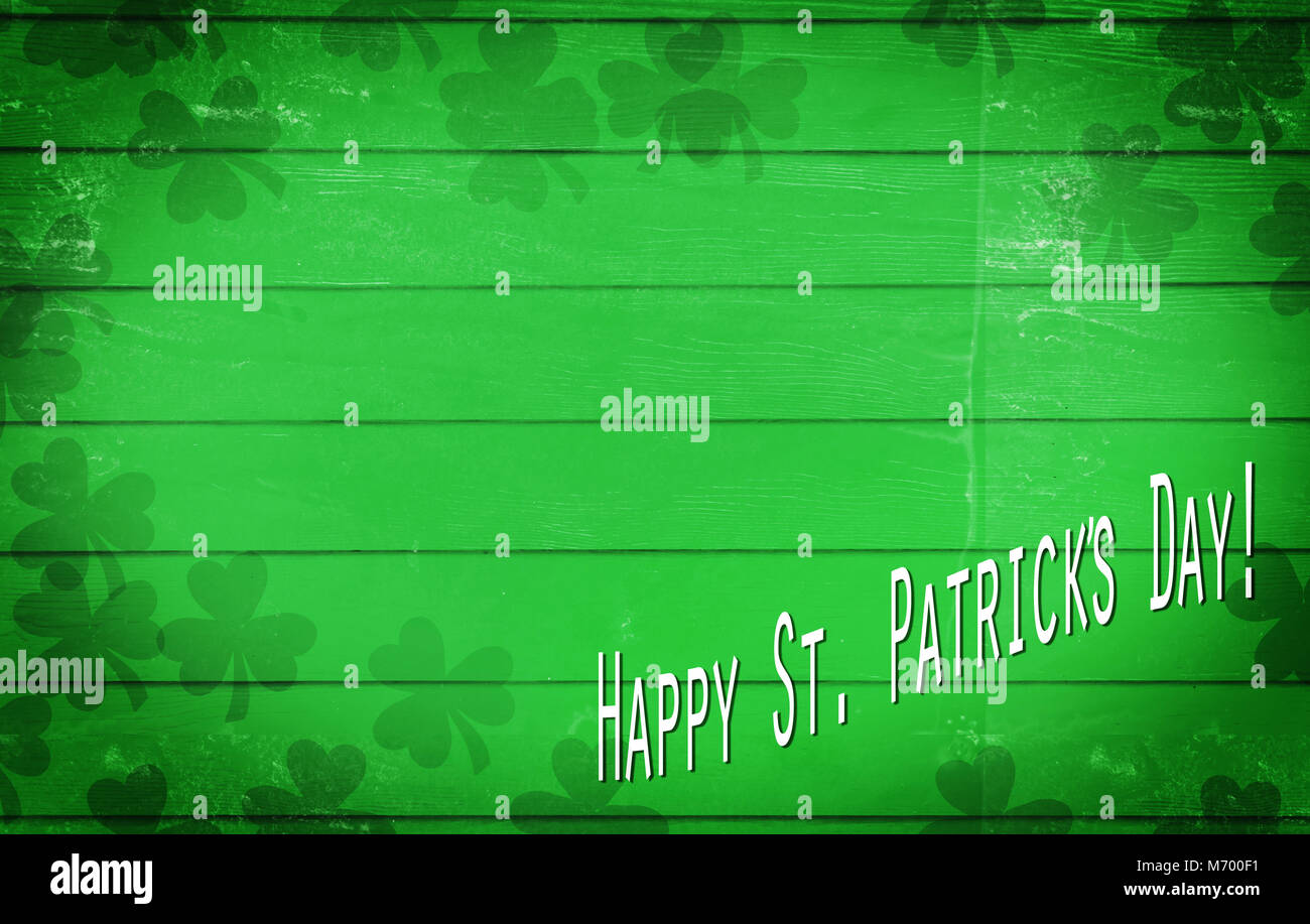 Happy St. Patrick's Day Hinweis auf einen hölzernen Tisch mit Platz kopieren Stockfoto