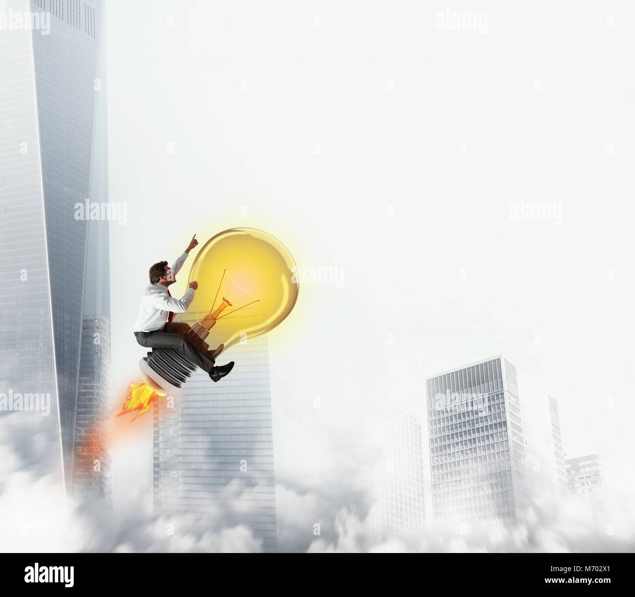 Geschäftsmann reitet eine Glühbirne in den Himmel. 3D-Rendering Stockfoto
