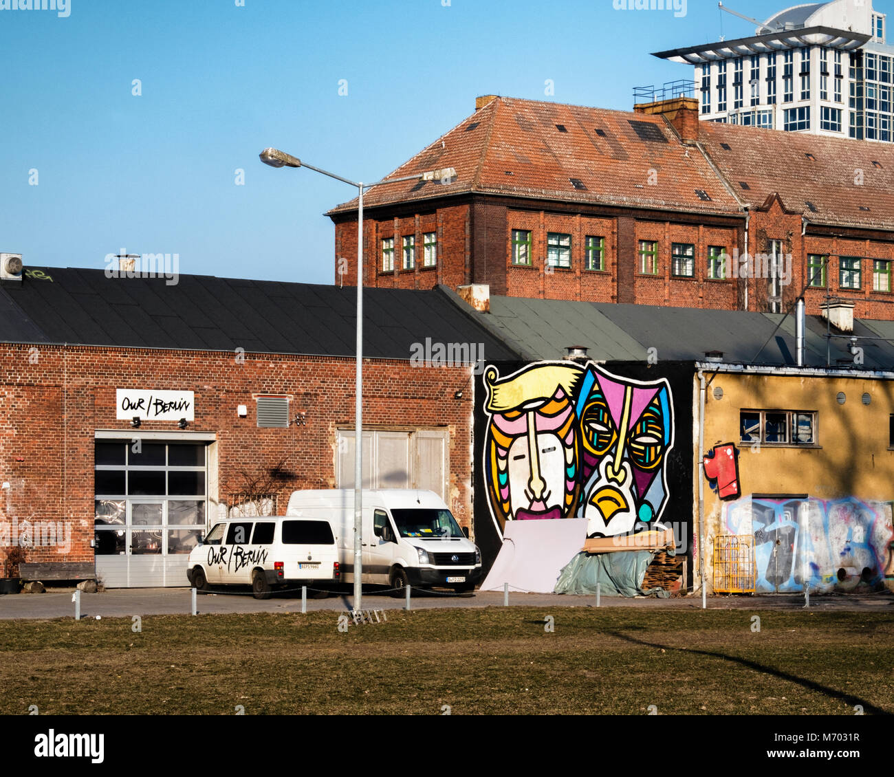 Unsere berlin vodka distillery Fotos und Bildmaterial in hoher