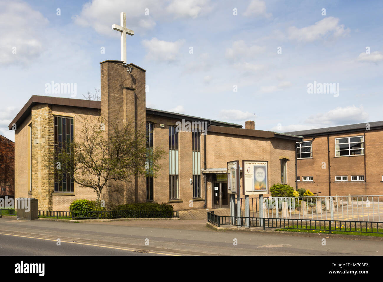 Leyland Vereinigte Reformierte Kirche, Turpin Green Lane, Leyland, Lancashire. Die Methodistische Kirche ist ein britischer Mainstream freien Kirche christliche Konfession. Stockfoto