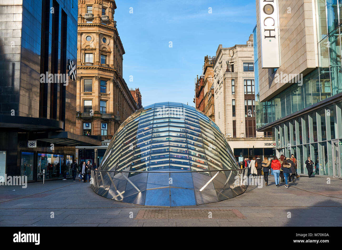 Eingang zur St Enoch U-Bahnstation in Glasgow, UK Stockfoto