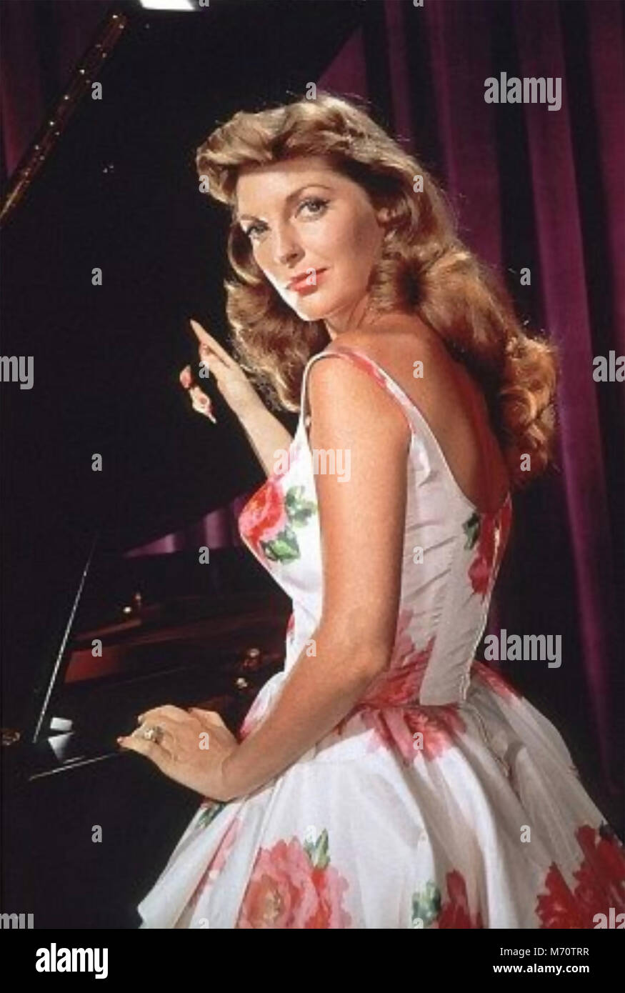 JULIE LONDON (1926-2000), US-amerikanische Sängerin und Schauspielerin über 1958 Stockfoto