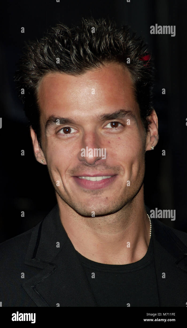Foto *** ANTONIO SABATO JR offiziell verkündet, daß ER SICH FÜR DEN