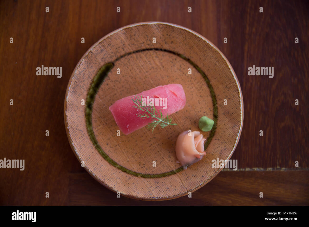 Frisch Thunfisch Sushi gemacht Stockfoto