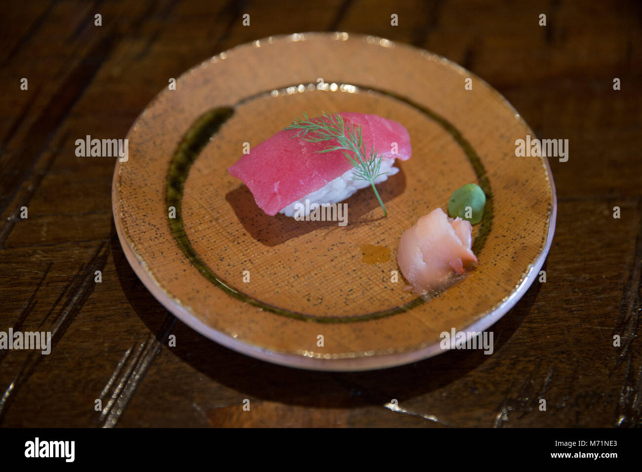 Frisch Thunfisch Sushi gemacht Stockfoto