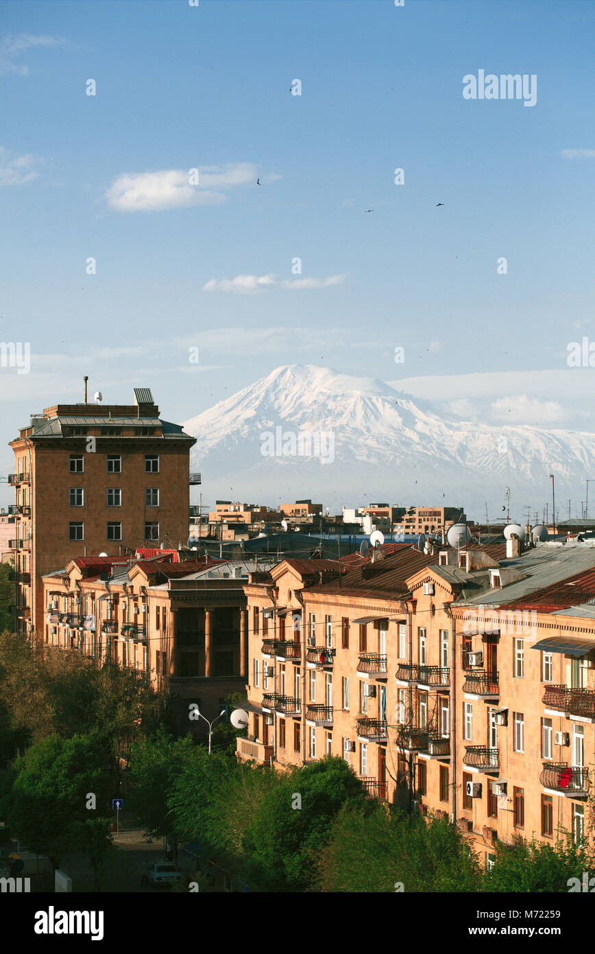 Blick auf den Ararat im Sommer tagsüber, Jerewan, Armenien, Naher Osten, Asien Stockfoto