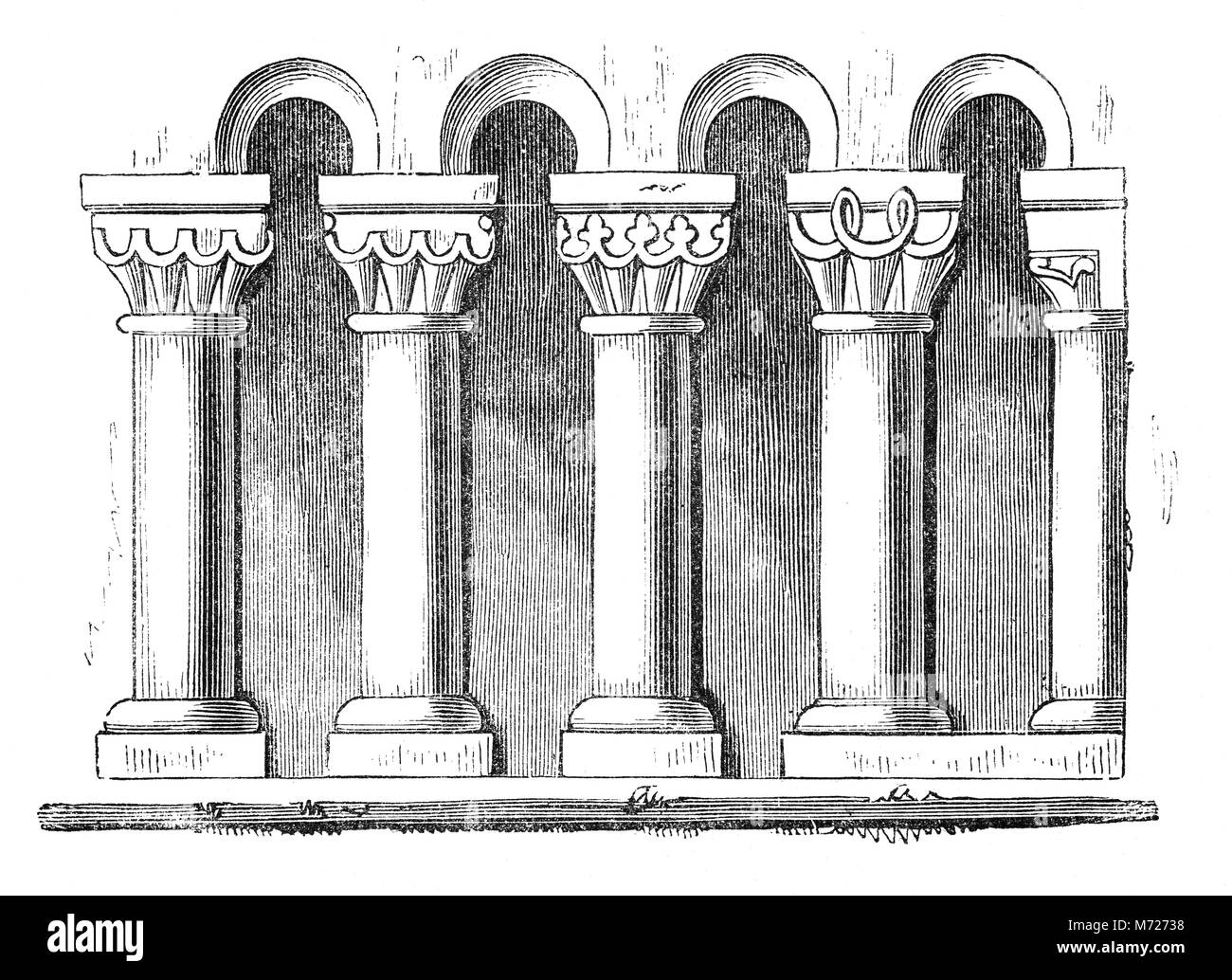 Architektonische Zeichnung von Norman Hauptstädte. Die architektonische Bedeutung des Kapitals ist eine breite Krone um eine Spalte oder Stützpfeiler, entworfen, ein Basisangebot strukturelle Unterstützung für einen Bogen zu erstellen. Oben befindet sich eine breite, flache Abschnitt ein Abakus genannt. Dies kann schmucklos, gebogen, oder geformt. Unterhalb der Abacus ist ein schlanker Abschnitt namens Das Schmusen, unten verjüngt sich die Welle in eine Form lose ähnelt einem uptured Bell. Der Einstich wird oft durch eine schmale Leiste, Oxford, England in die Spalte Welle verbunden Stockfoto