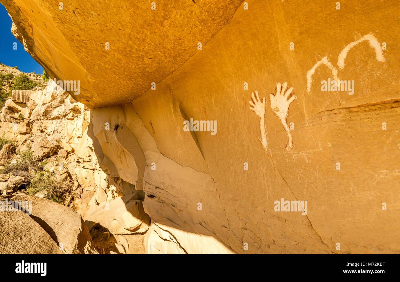 Winkende Hände Website Piktogramme kunst Panel, Canyon Pintado Historic District, in der Nähe von Rangely, Colorado, USA Stockfoto