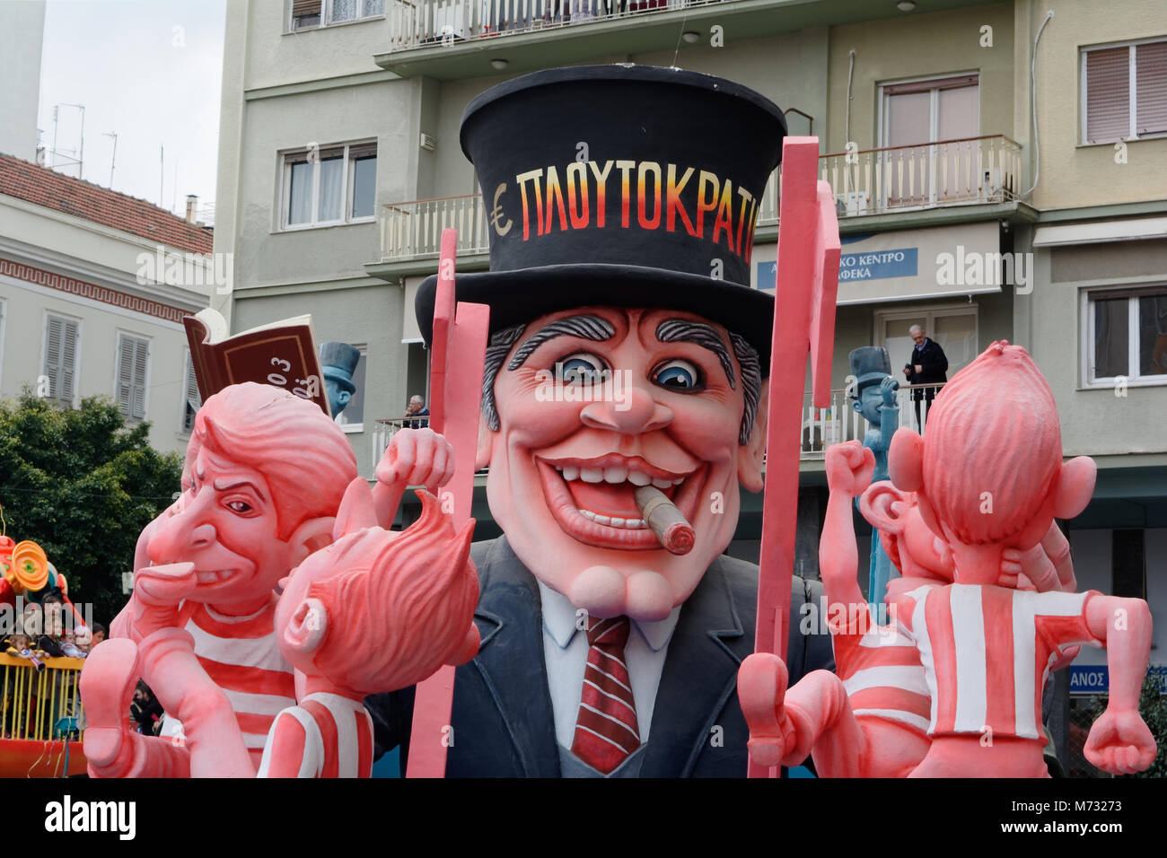 Plutokratie in Patras Karneval 2018 Stockfoto