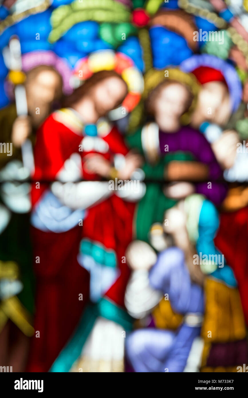 Aus Buntglas in einer Kirche, Großbritannien Stockfoto