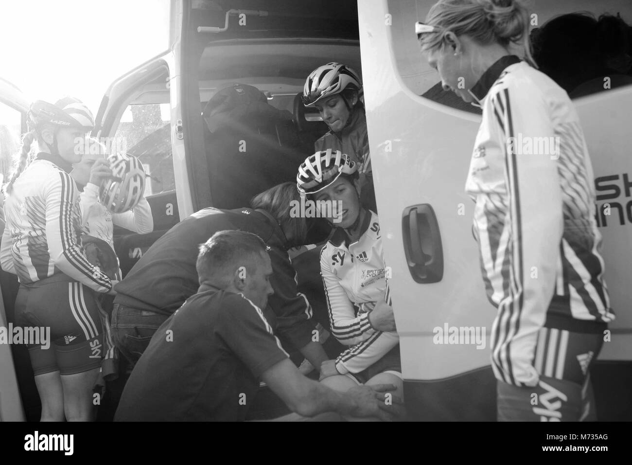 Tour de Yorkshire 2016 Vorbereitung für die Frauen, die Etappe der Tour de Yorkshire Emma Pooley, lizzie Armistead und GB Radfahren Stockfoto