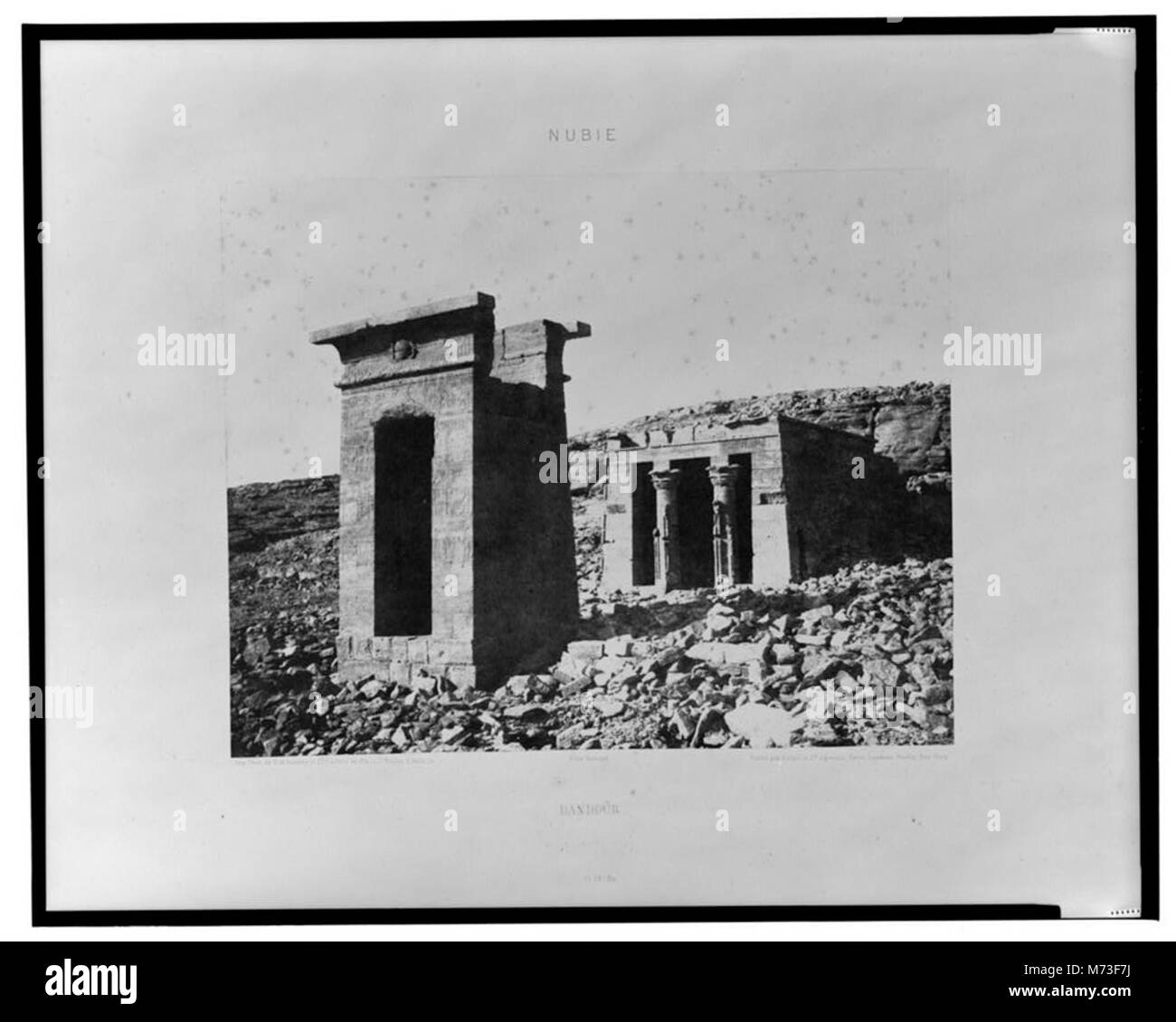 Ein Monogramm-Design von Félix Teynard, das seinen einzigartigen Stil und sein künstlerisches Erbe im 19. Jahrhundert zeigt. Stockfoto