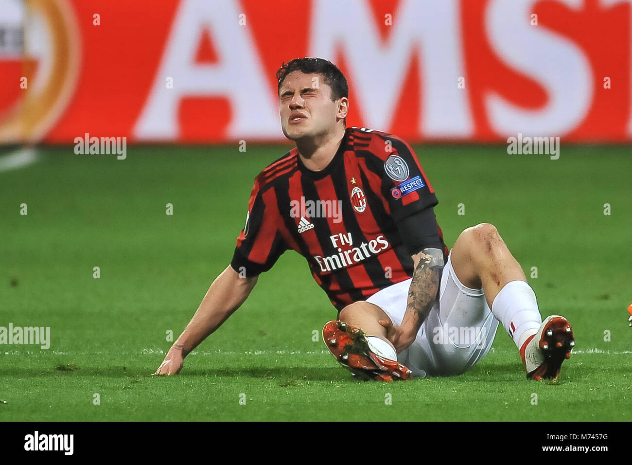 Mailand, Italien. 8. März, 2018. Davide Kalabrien (AC Mailand) während dem Spiel UEFA Europa League zwischen AC Mailand und FC Arsenal FCat Meazza Stadion. 8. Mars 2018 Credit: FABIO UDINE/Alamy leben Nachrichten Stockfoto