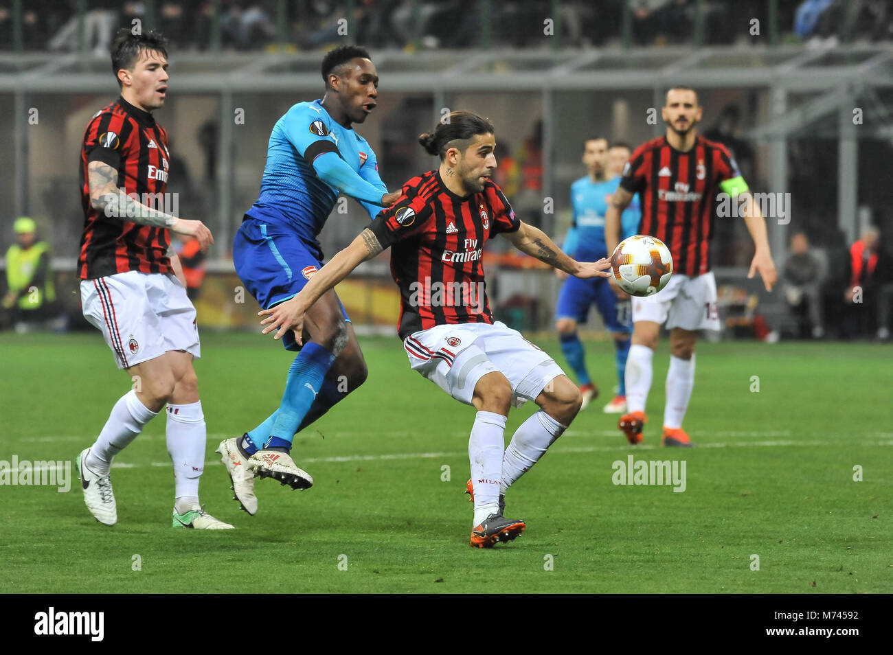 Mailand, Italien. 8. März, 2018. Ricardo Rodríguez (AC Mailand) während dem Spiel UEFA Europa League zwischen AC Mailand und FC Arsenal FCat Meazza Stadion. 8. Mars 2018 Credit: FABIO UDINE/Alamy leben Nachrichten Stockfoto