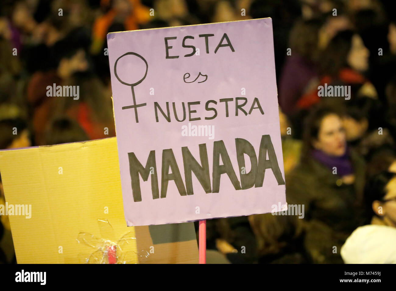 Spanische Frauen während einer Versammlung der Internationale Tag der Frau in Puerta del Sol in Madrid, Madrid zu Feiern, am Donnerstag, den 8. März 2018. Credit: Gtres Información más Comuniación auf Linie, S.L./Alamy leben Nachrichten Stockfoto