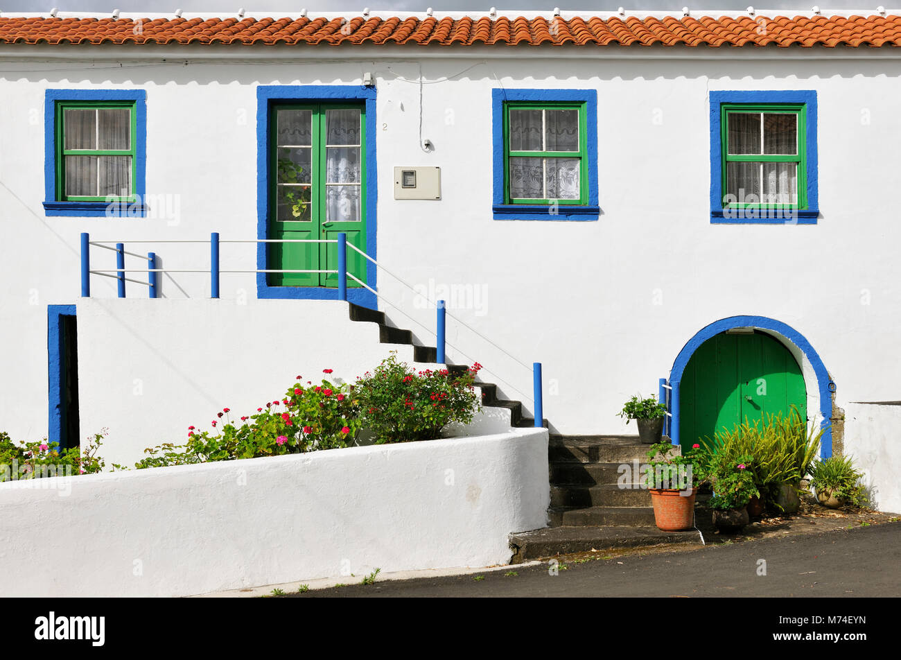 Traditionelles Haus des Mosteiro Village, Insel Flores. Azoren, Portugal Stockfoto