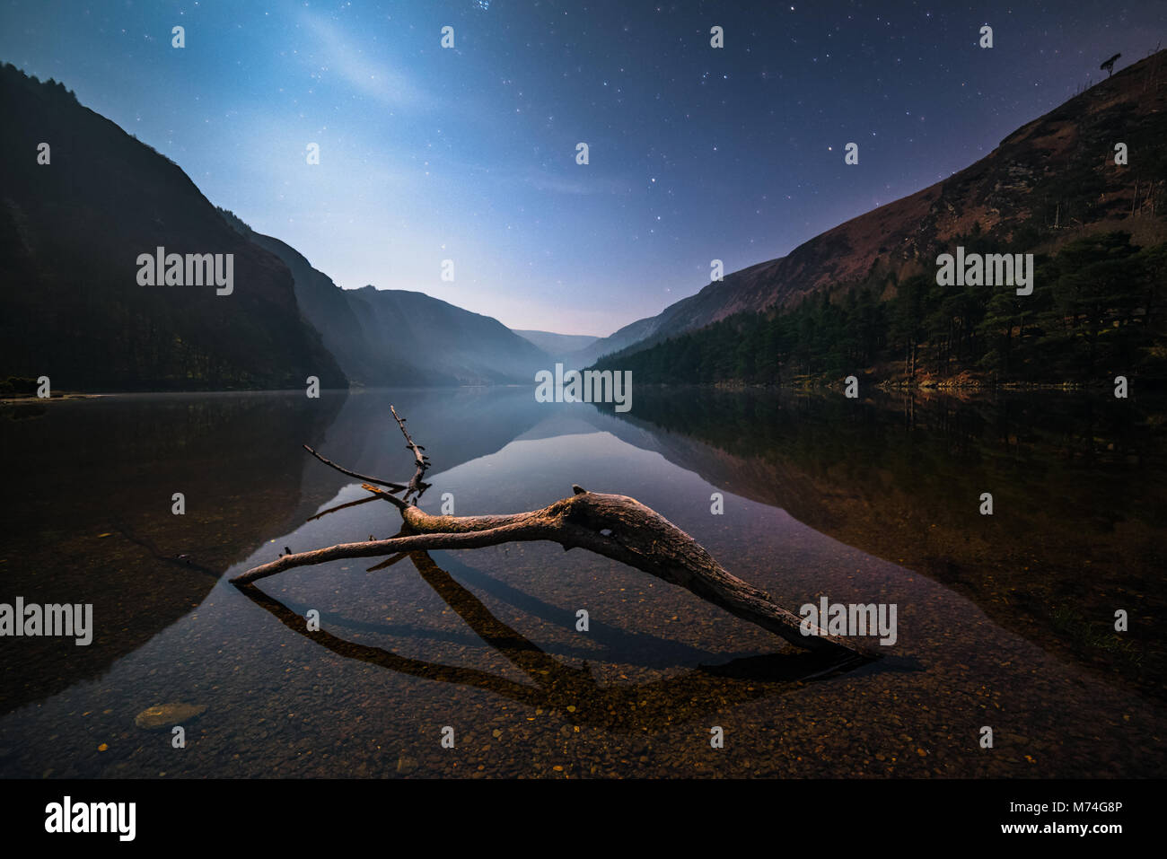 In der Nacht in Glendalough Wicklow Mountains - Irland Stockfoto