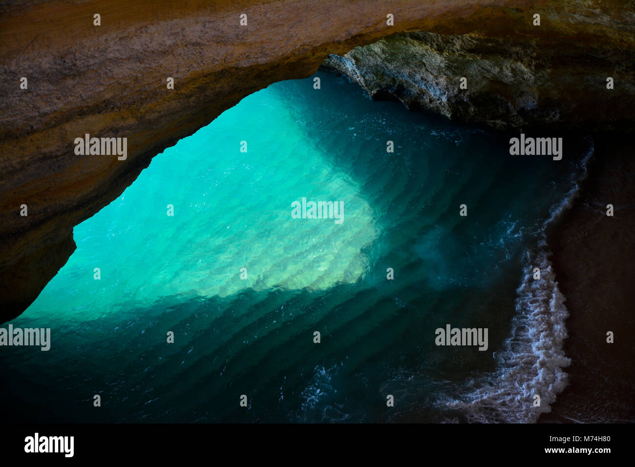 Benagil Höhle in Algarve (Portugal) Stockfoto