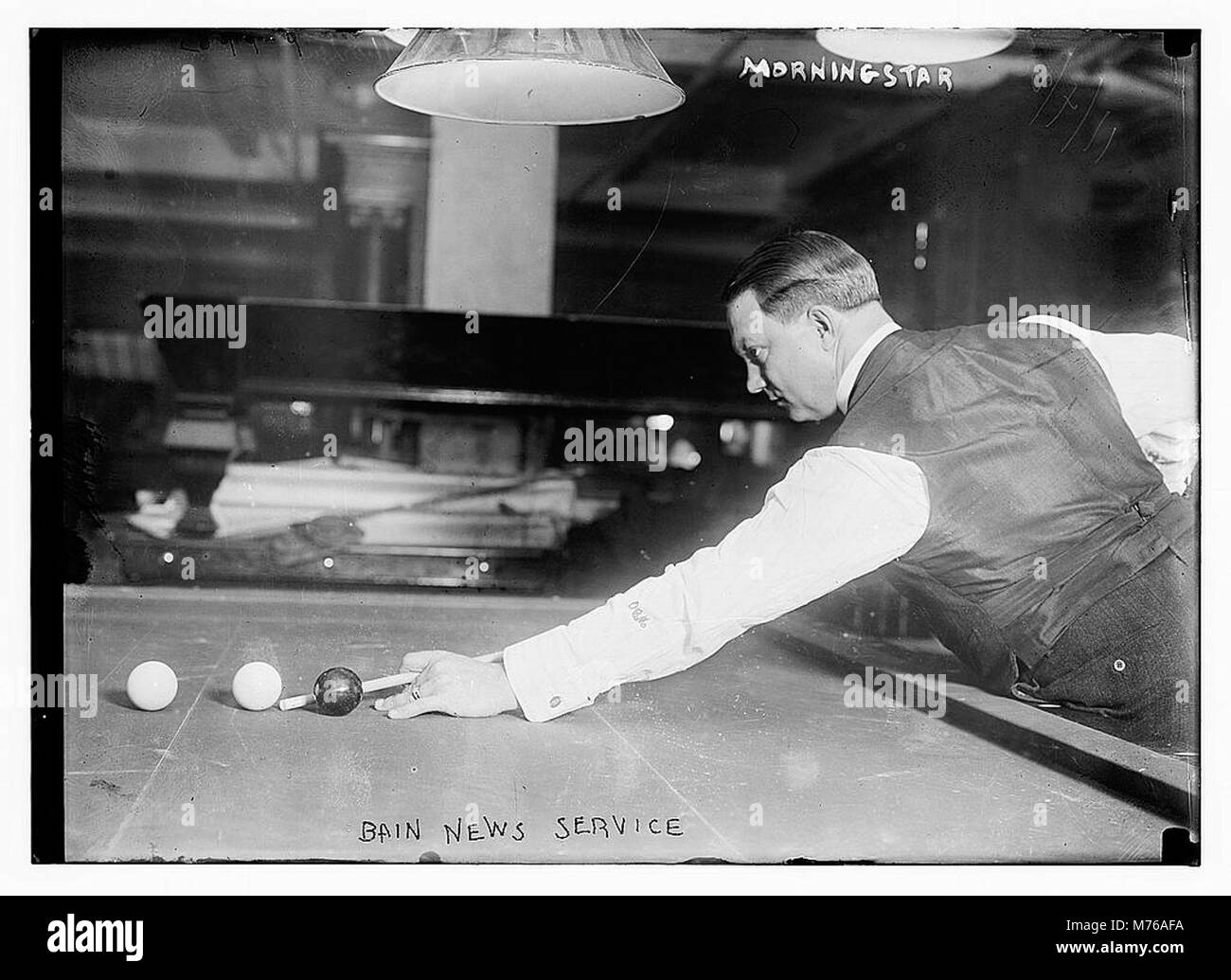 Ein Foto mit dem Titel „Morningstar“, das das ruhige und ruhige Licht am frühen Morgen einfängt. Dieses Bild erinnert an einen friedlichen Start in den Tag und unterstreicht die natürliche Schönheit. Stockfoto