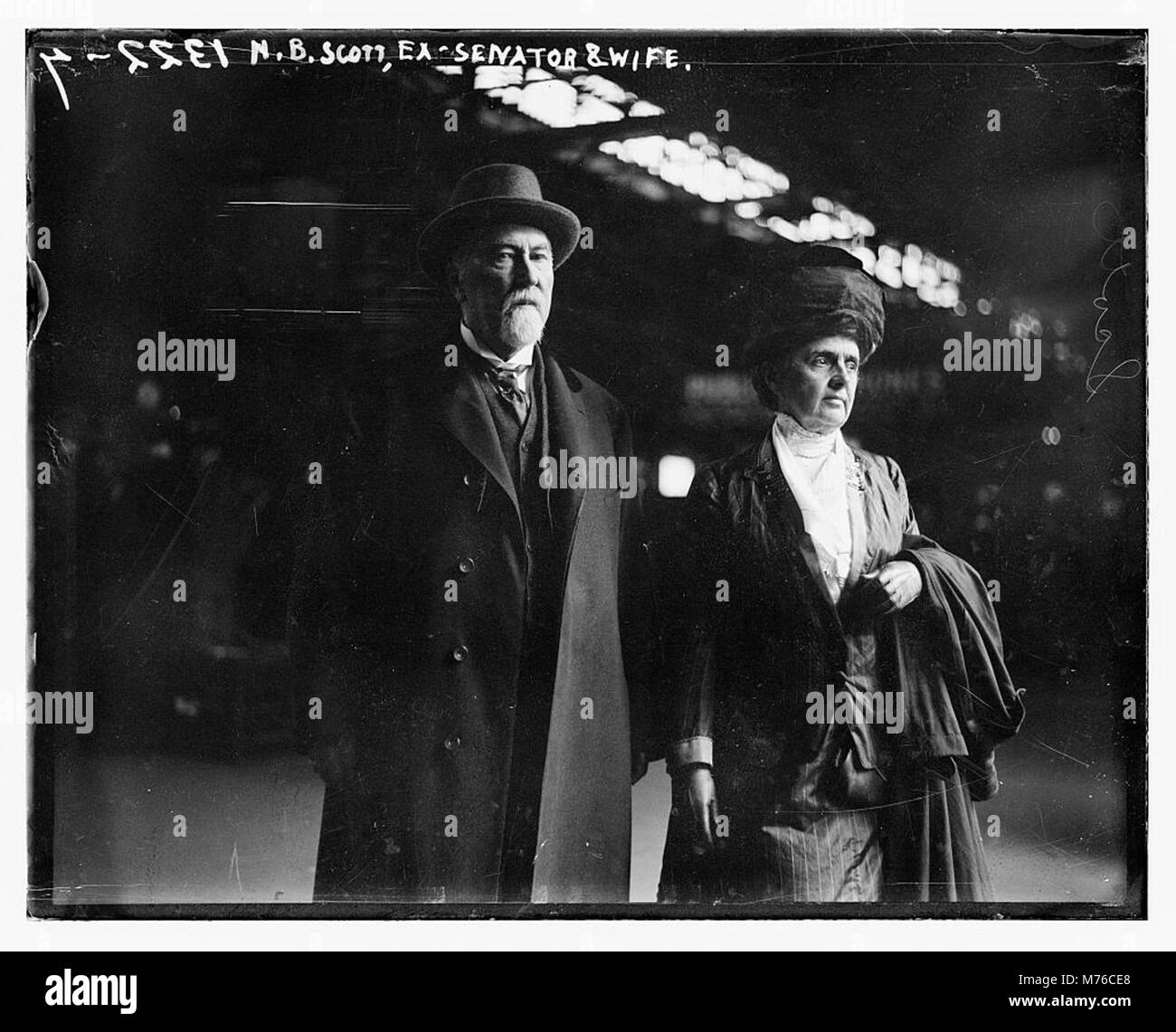 Das Bild zeigt N. B. Scott, einen ehemaligen US-Senator, mit seiner Frau. Dieses Foto bietet einen Einblick in das persönliche Leben einer bedeutenden politischen Persönlichkeit in der amerikanischen Politik des 19. Jahrhunderts. Stockfoto
