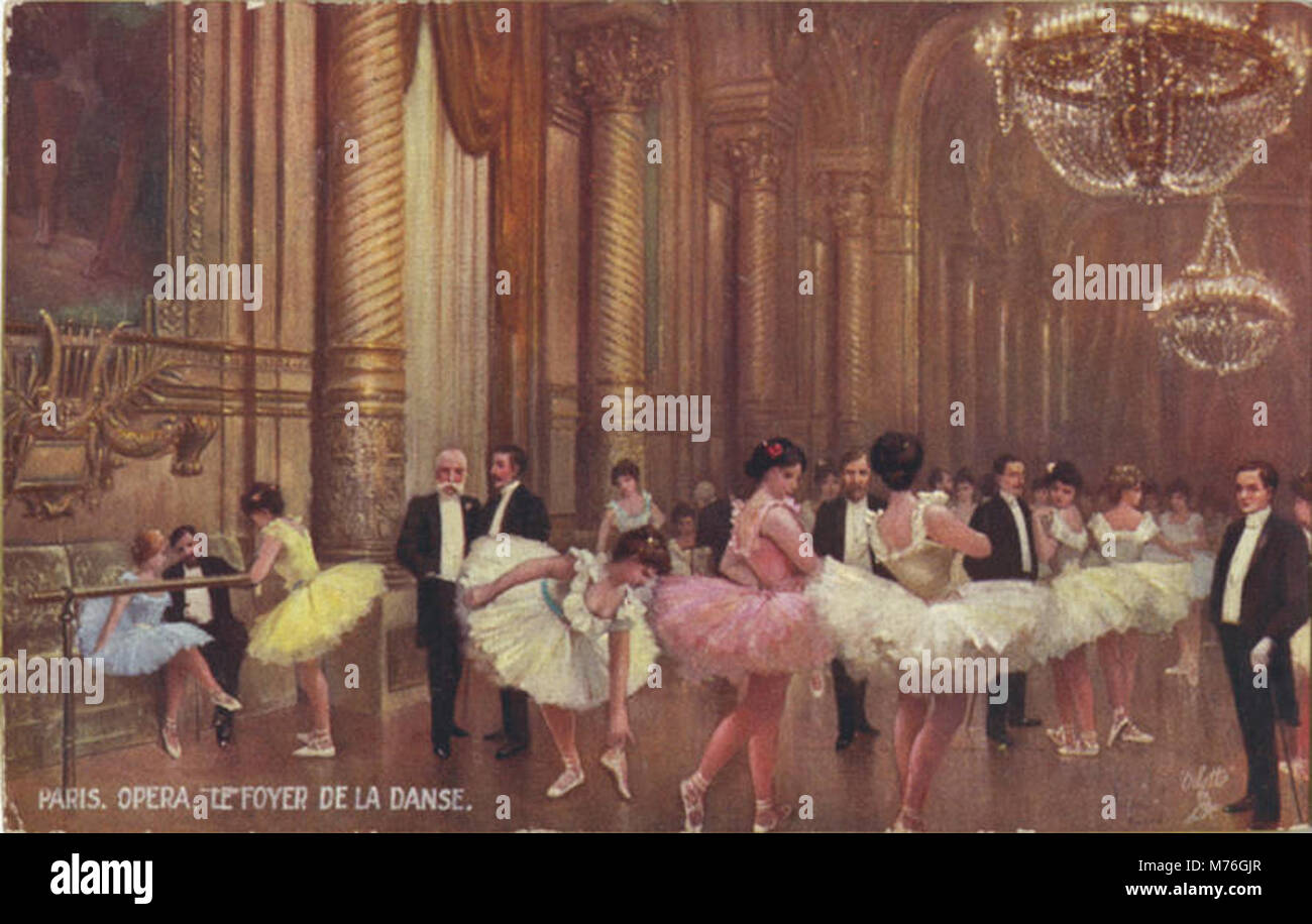 Dieses Bild fängt das Interieur des Le Foyer de La Danse an der Pariser Oper ein und zeigt sein elegantes Design und seine Bedeutung in der Welt des Balletts und der klassischen Aufführungskunst. Stockfoto
