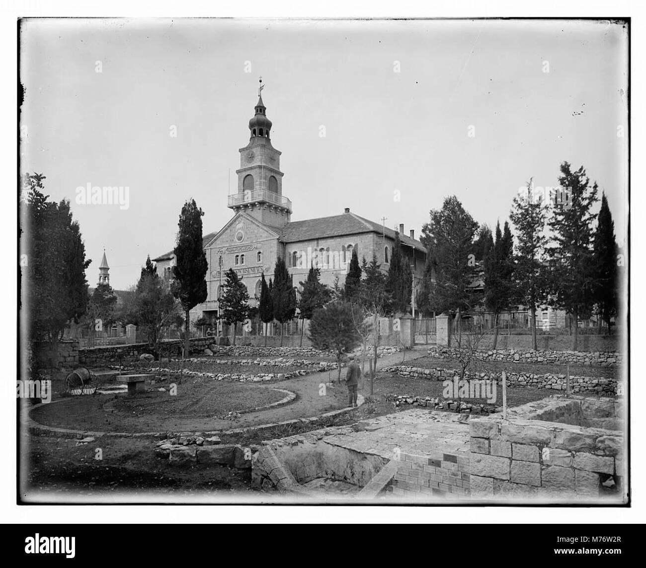Schneeler’s House in Jerusalem war ein wichtiges Gebäude, das mit der Missionarshandelsschule verbunden war. Das Bild zeigt die historische Bedeutung des Hauses für die Entwicklung der Bildung und Missionsarbeit in der Region. Stockfoto