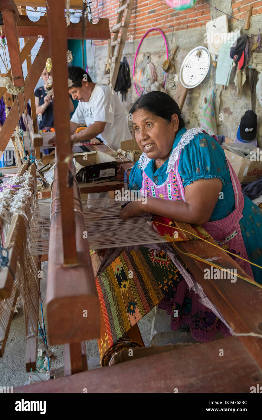 San Miguel del Valle, Oaxaca, Mexiko - Mexikanische Frauen erhalten ag Darlehen der gemeinnützigen En über Ihre kleine Unternehmen zu unterstützen. Marina Er Stockfoto