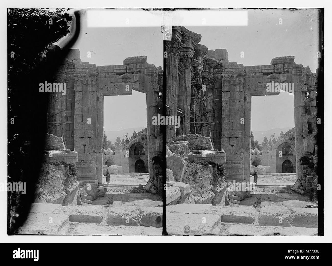 Der Tempel des Bacchus in Baalbek, Libanon, ist einer der am besten erhaltenen römischen Tempel. Es wurde dem Gott Bacchus gewidmet und ist bekannt für seine großartige Architektur und seine komplizierten Schnitzereien. Stockfoto