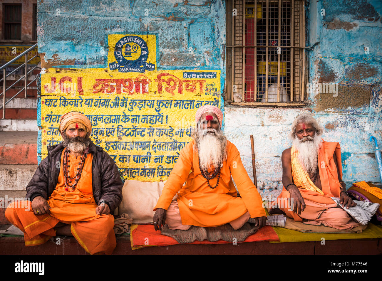 Sadhus (Indische Heilige Männer) in Varanasi, Uttar Pradesh, Indien, Asien Stockfoto