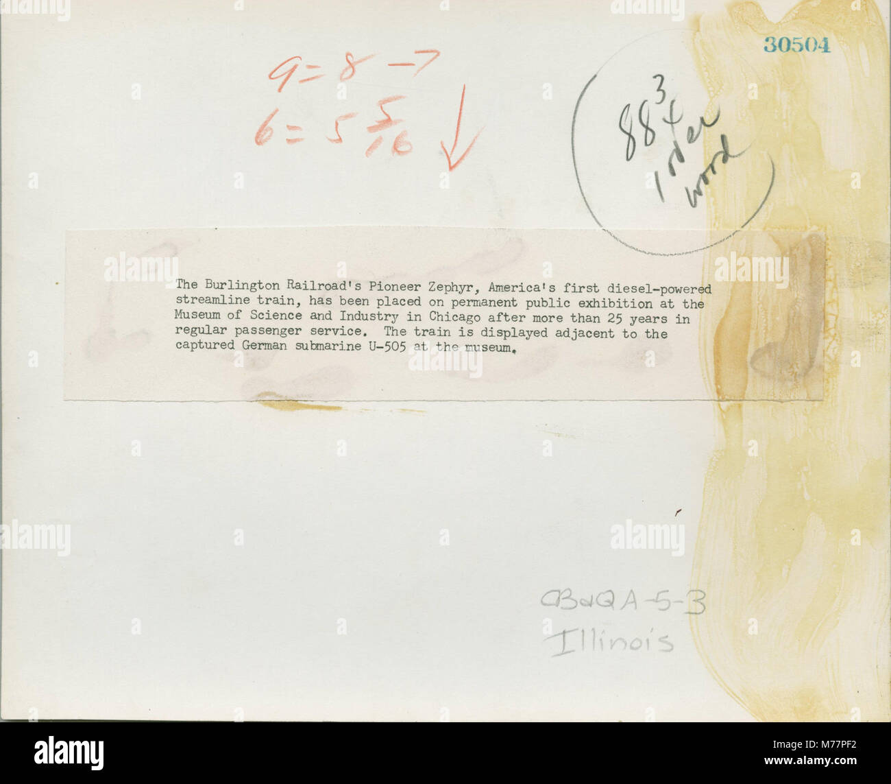 Dieses Foto zeigt den Pionier der Burlington Railroad Zephyr im Museum of Science and Industry in Chicago. Der Zephyr ist ein bemerkenswerter Personenzug aus dem frühen 20. Jahrhundert, ein Symbol für Eisenbahninnovation. Stockfoto