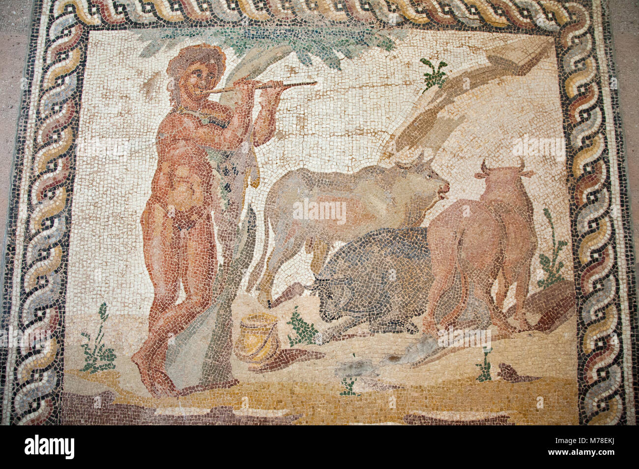 Europa, Griechenland, Peloponnes, Alt-korinth, Archäologisches Museum, Mosaik aus einer Etage einer römischen Villa, die eine pastorale Szene Stockfoto