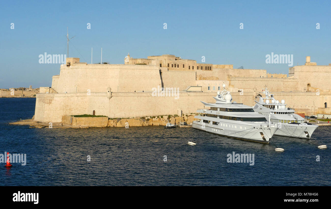 Fort St. Angelo und den Grand Harbour von senglea Halbinsel gesehen Stockfoto