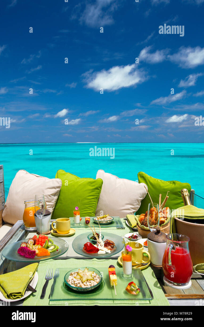 Frühstück mit Aussicht, Malediven, Indischer Ozean, Asien Stockfoto