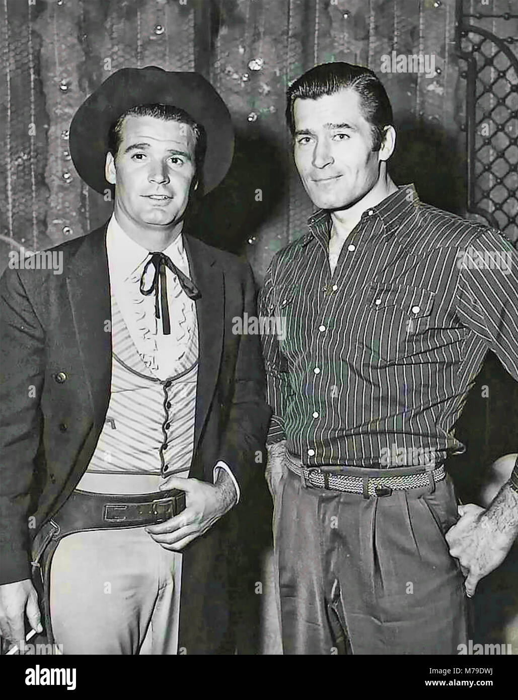 BRETT MAVERICK amerikanischen NBC TV Western Serie 1981-1982 mit James Garner als Brett Maverick und Jack Kelly als Bart Maverick links Stockfoto