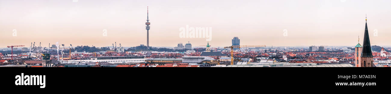 Die Skyline von München in Deutschland Stockfoto