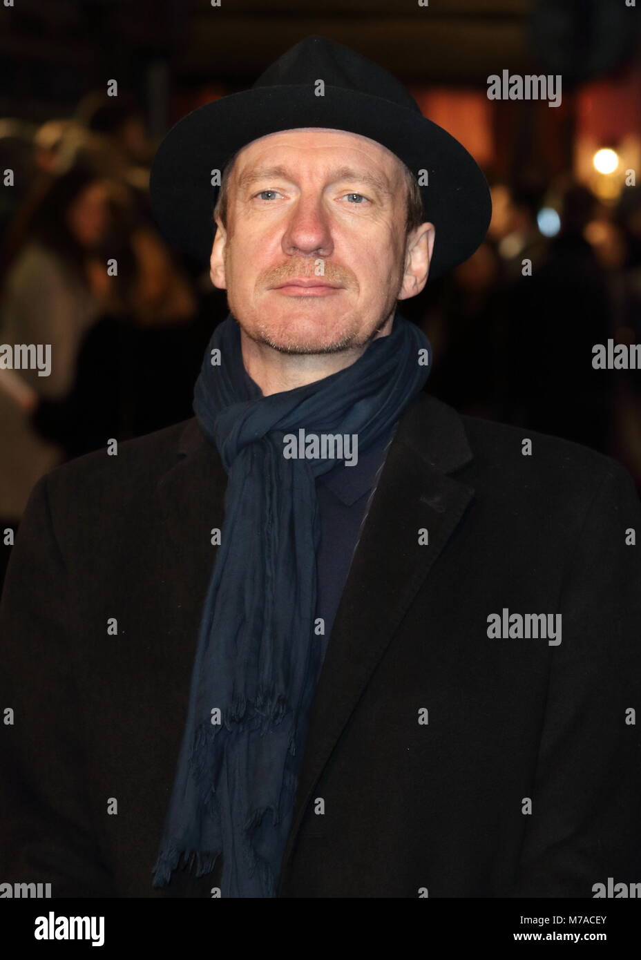 "Die Barmherzigkeit" Weltpremiere im Curzon Mayfair - Ankunft mit: David Thewlis, Wo: London, Vereinigtes Königreich, wenn: 06 Feb 2018 Credit: WENN.com Stockfoto