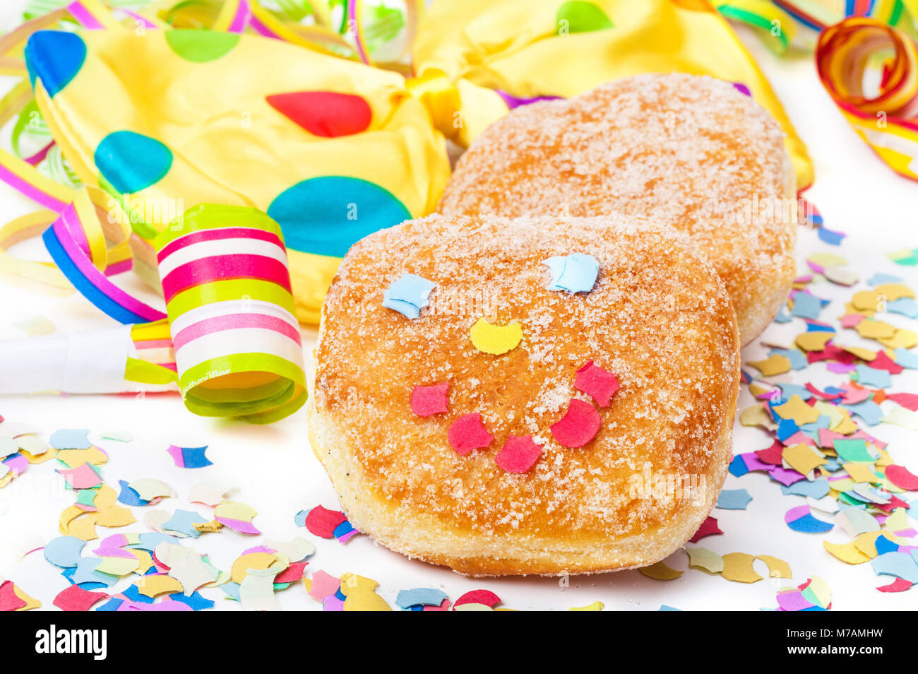Lachend Donut, Karneval Dekoration Stockfoto