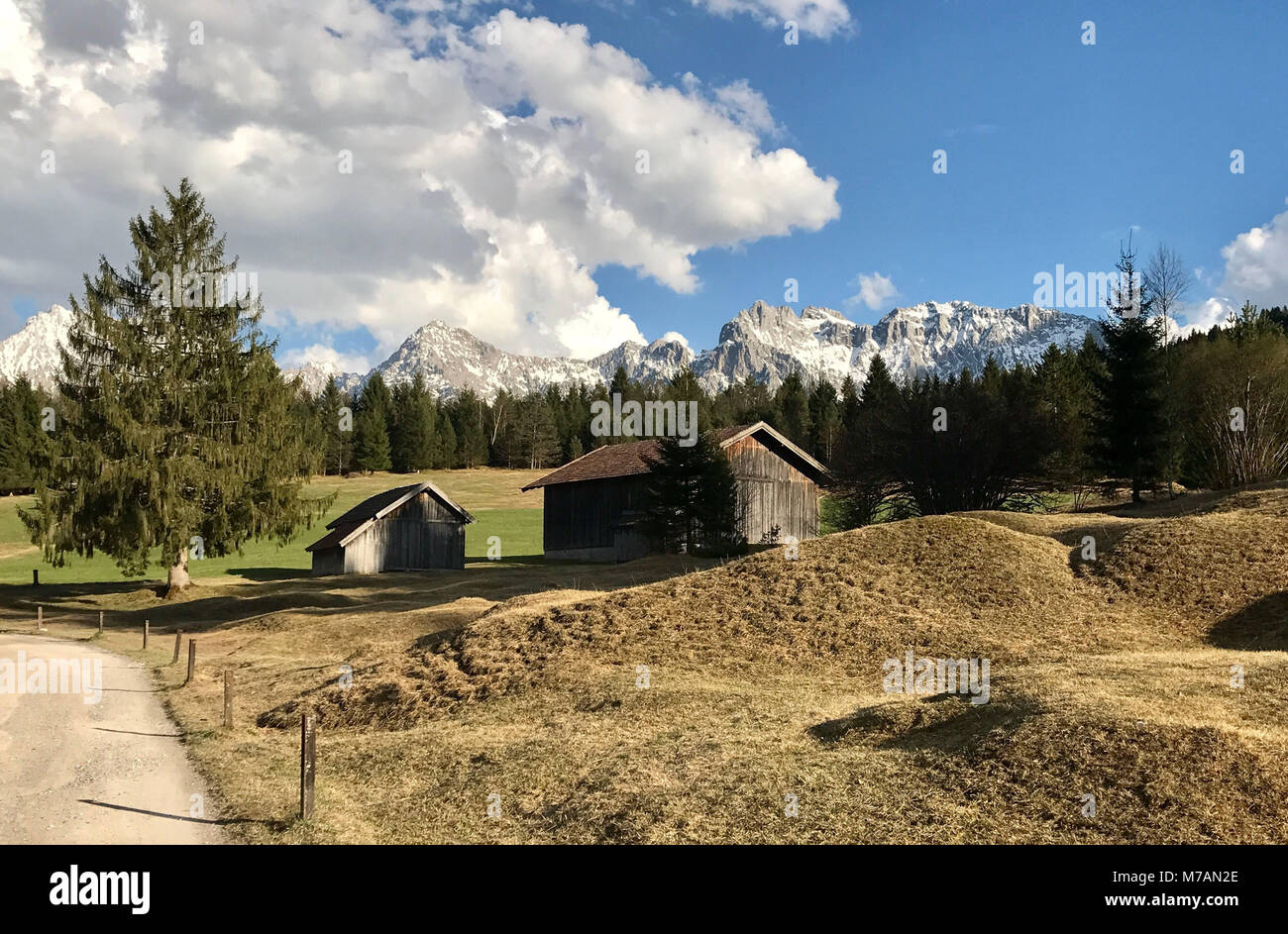Blick auf Karwendelgebirge in der Nähe Mittenwald, Bayern, Deutschland, Stockfoto