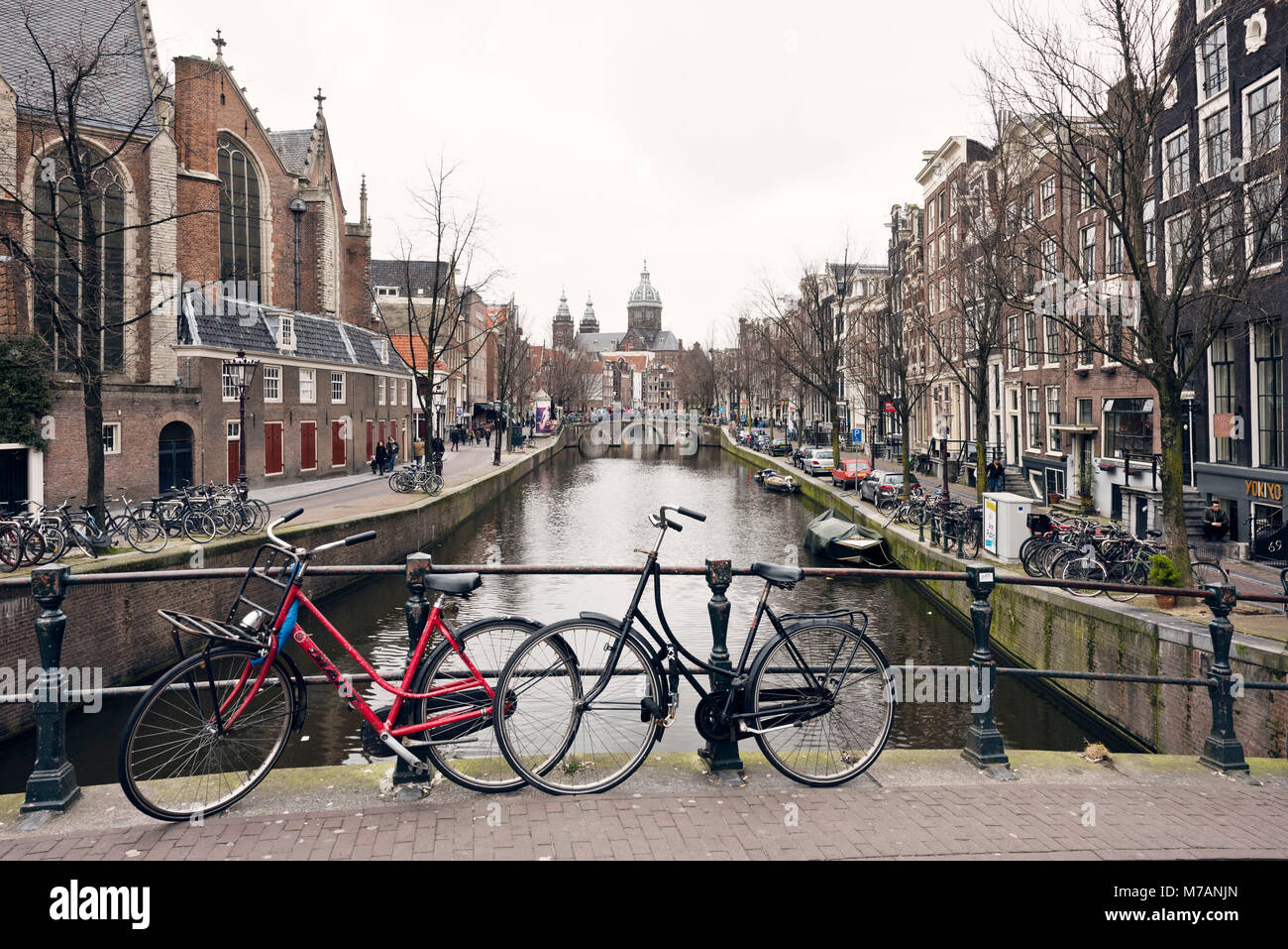 Atmosphärische Stadtblick von Amsterdam in den Niederlanden Stockfoto
